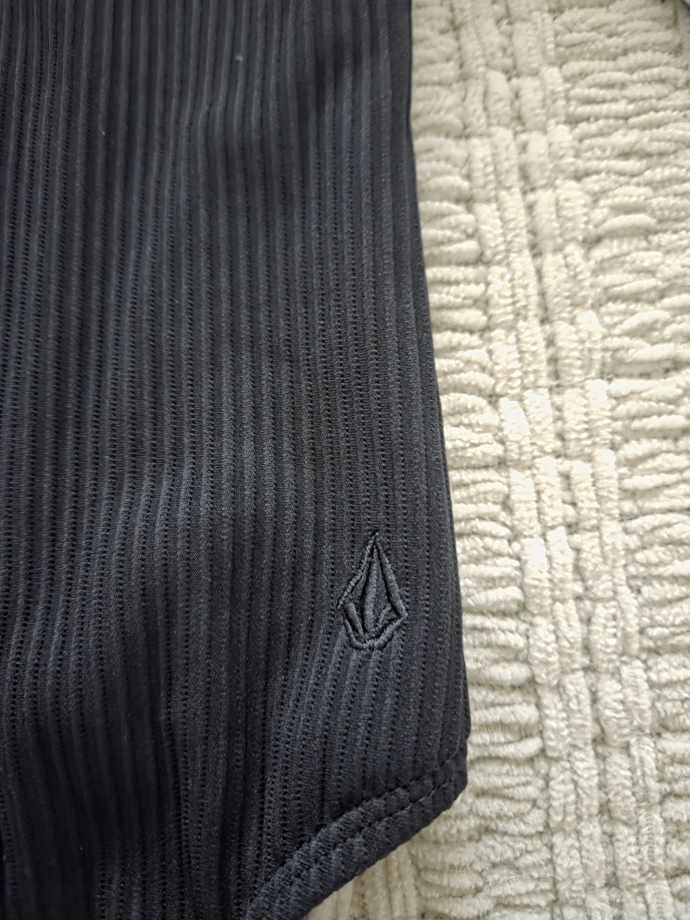 Volcom Girls Black Rashguard Set with Pink & Green Floral Sleeves